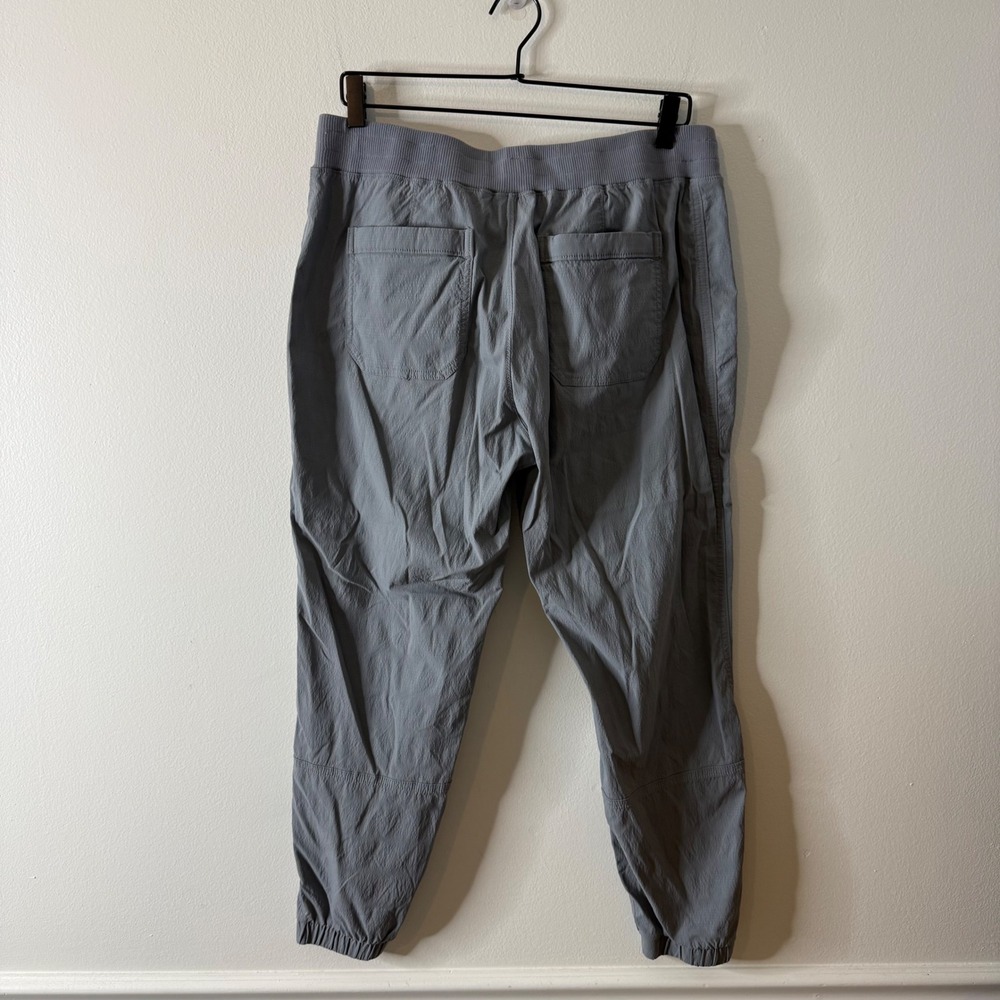 Athleta the Trekkie north joggers Gray  Ripstop Hiking Pants Womens Size 14